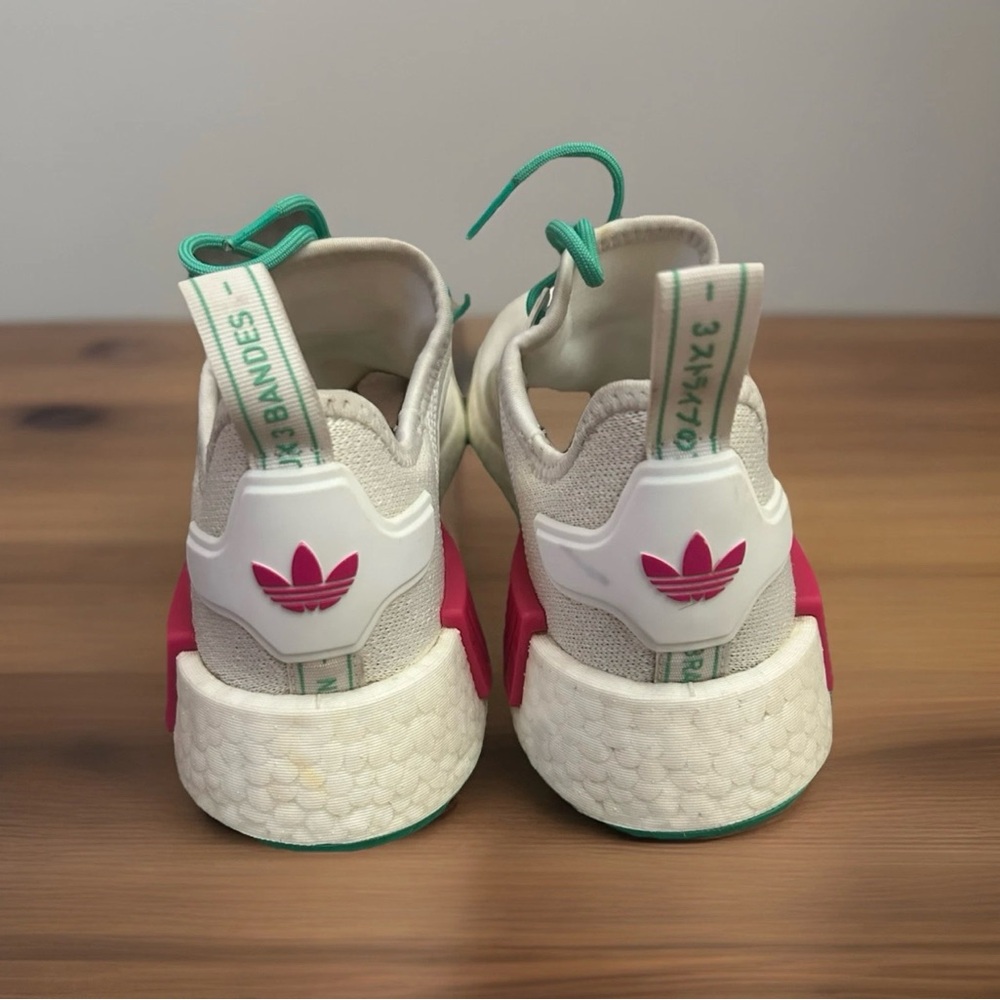 Women’s Adidas NMD R1 Size 7 white/green/real magenta - Picture 4 of 5